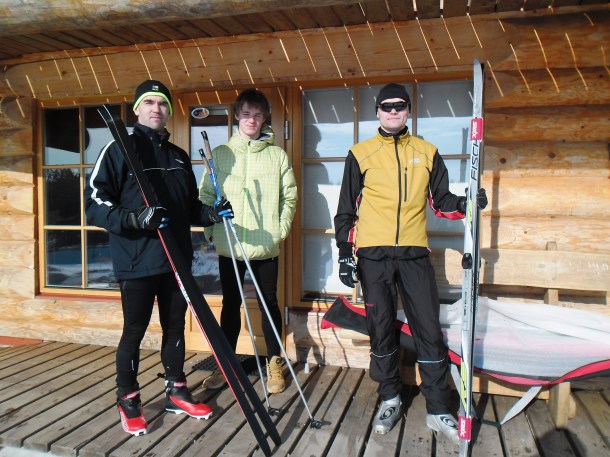 SPORTLAT komandas vīri pirms 19km slēpojuma Madonā